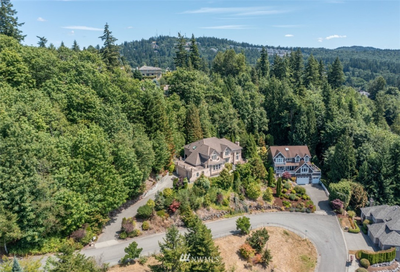 6220 153rd, Bellevue, Washington 98006, 4 Bedrooms Bedrooms, ,3 BathroomsBathrooms,Residential,For Sale,153rd,NWM1816777