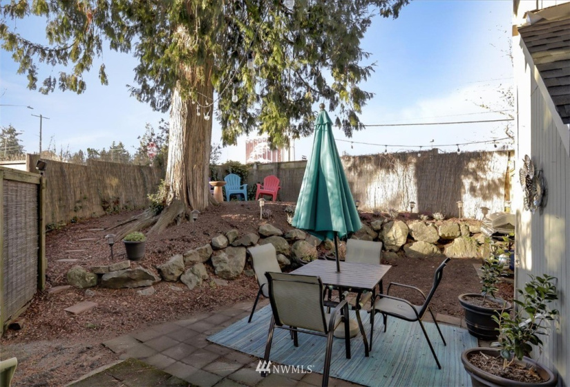 8400 26th, Seattle, Washington 98106, 2 Bedrooms Bedrooms, ,1 BathroomBathrooms,Residential,For Sale,Longfellow Run,26th,NWM1817054