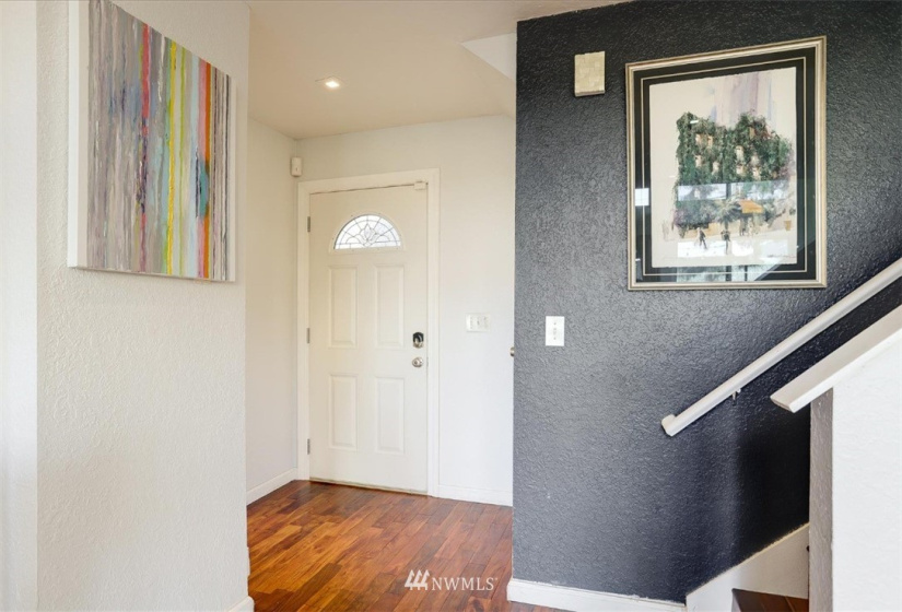 8400 26th, Seattle, Washington 98106, 2 Bedrooms Bedrooms, ,1 BathroomBathrooms,Residential,For Sale,Longfellow Run,26th,NWM1817054