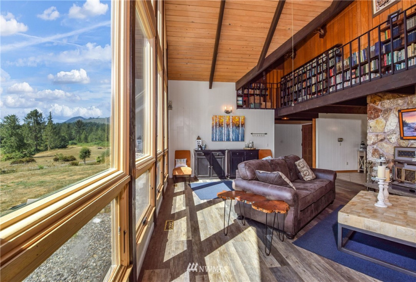 27119 115th, Arlington, Washington 98223, 3 Bedrooms Bedrooms, ,1 BathroomBathrooms,Residential,For Sale,115th,NWM1816926