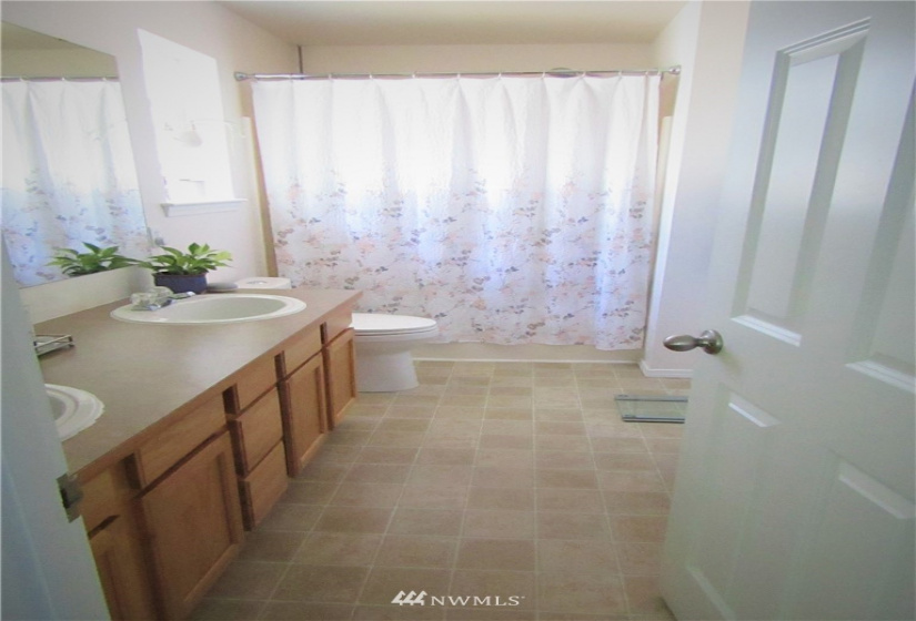 10023 2nd, Lake Stevens, Washington 98258, 3 Bedrooms Bedrooms, ,2 BathroomsBathrooms,Residential,For Sale,2nd,NWM1817396