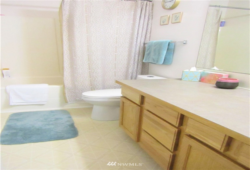 10023 2nd, Lake Stevens, Washington 98258, 3 Bedrooms Bedrooms, ,2 BathroomsBathrooms,Residential,For Sale,2nd,NWM1817396