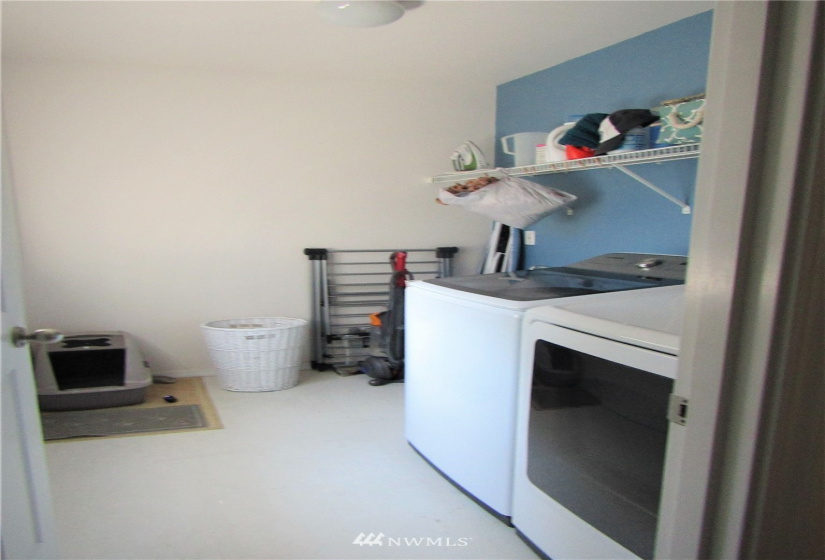 10023 2nd, Lake Stevens, Washington 98258, 3 Bedrooms Bedrooms, ,2 BathroomsBathrooms,Residential,For Sale,2nd,NWM1817396