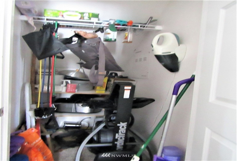 10023 2nd, Lake Stevens, Washington 98258, 3 Bedrooms Bedrooms, ,2 BathroomsBathrooms,Residential,For Sale,2nd,NWM1817396