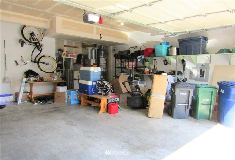 10023 2nd, Lake Stevens, Washington 98258, 3 Bedrooms Bedrooms, ,2 BathroomsBathrooms,Residential,For Sale,2nd,NWM1817396