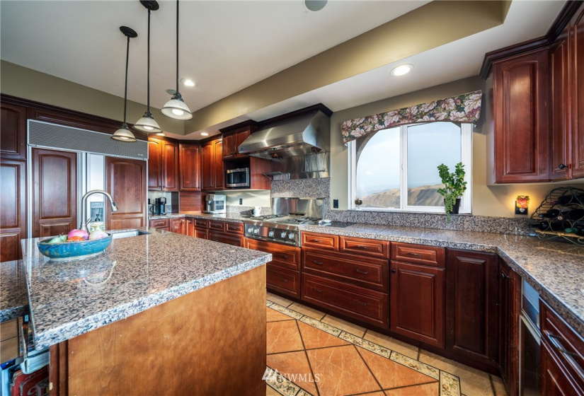 3470 Westridge, Wenatchee, Washington 98801, 4 Bedrooms Bedrooms, ,2 BathroomsBathrooms,Residential,For Sale,Westridge Phase II,Westridge,NWM1814708