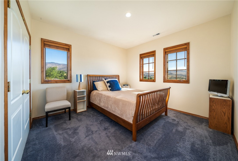 3470 Westridge, Wenatchee, Washington 98801, 4 Bedrooms Bedrooms, ,2 BathroomsBathrooms,Residential,For Sale,Westridge Phase II,Westridge,NWM1814708