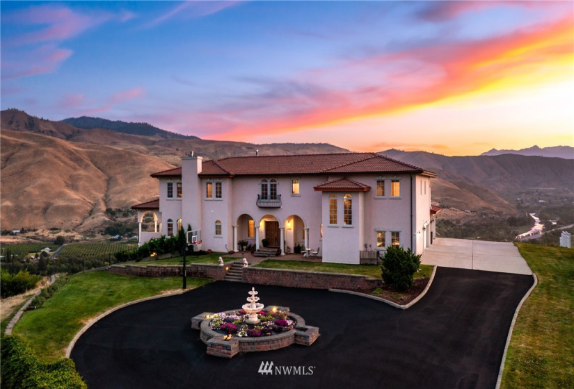 3470 Westridge, Wenatchee, Washington 98801, 4 Bedrooms Bedrooms, ,2 BathroomsBathrooms,Residential,For Sale,Westridge Phase II,Westridge,NWM1814708