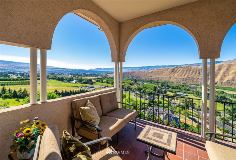 3470 Westridge, Wenatchee, Washington 98801, 4 Bedrooms Bedrooms, ,2 BathroomsBathrooms,Residential,For Sale,Westridge Phase II,Westridge,NWM1814708