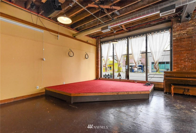 5619 Rainier, Seattle, Washington 98118, ,Commercial Sale,For Sale,Rainier,NWM1818127