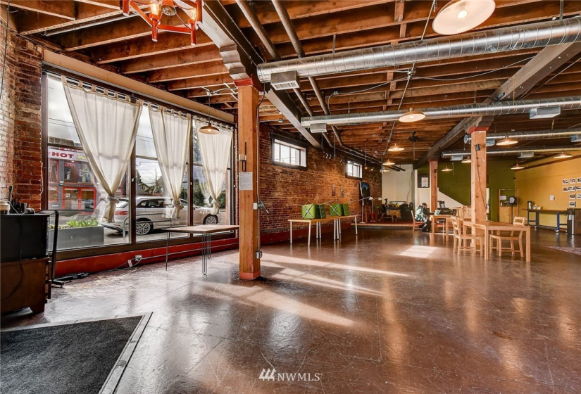 5619 Rainier, Seattle, Washington 98118, ,Commercial Sale,For Sale,Rainier,NWM1818127