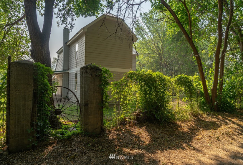 9 Quail, Omak, Washington 98841, 4 Bedrooms Bedrooms, ,2 BathroomsBathrooms,Residential,For Sale,Quail,NWM1818889