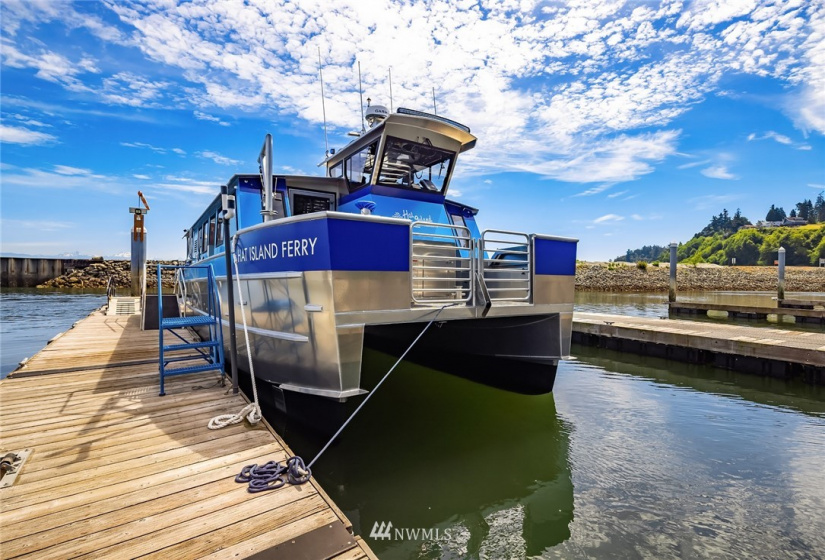 17 D Marina, Hat Island, Washington 98206, 2 Bedrooms Bedrooms, ,2 BathroomsBathrooms,Residential,For Sale,Marina,NWM1819516