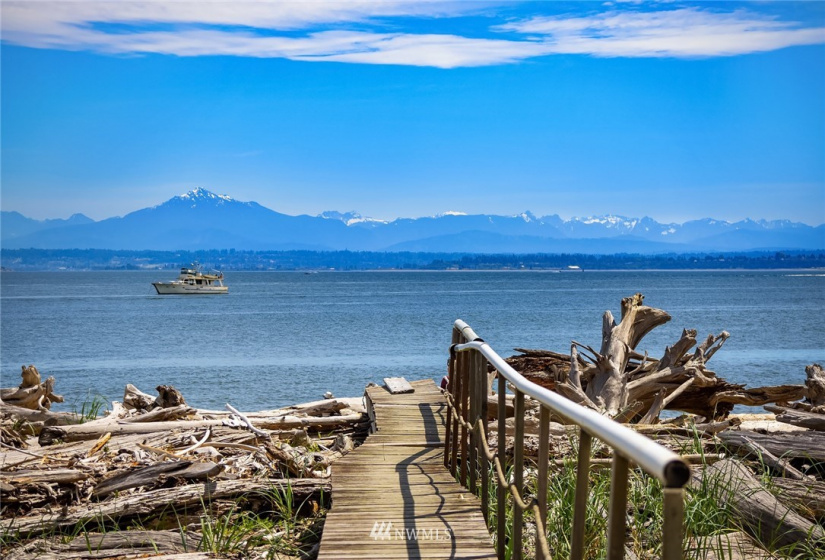 17 D Marina, Hat Island, Washington 98206, 2 Bedrooms Bedrooms, ,2 BathroomsBathrooms,Residential,For Sale,Marina,NWM1819516