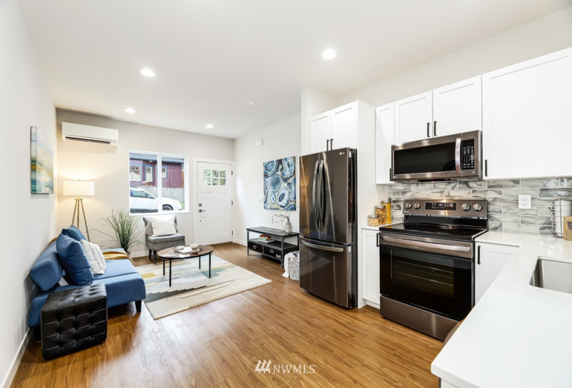 2830 Spring, Seattle, Washington 98122, 2 Bedrooms Bedrooms, ,2 BathroomsBathrooms,Residential,For Sale,Spring,NWM1820023