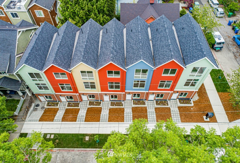 2830 Spring, Seattle, Washington 98122, 2 Bedrooms Bedrooms, ,2 BathroomsBathrooms,Residential,For Sale,Spring,NWM1820023