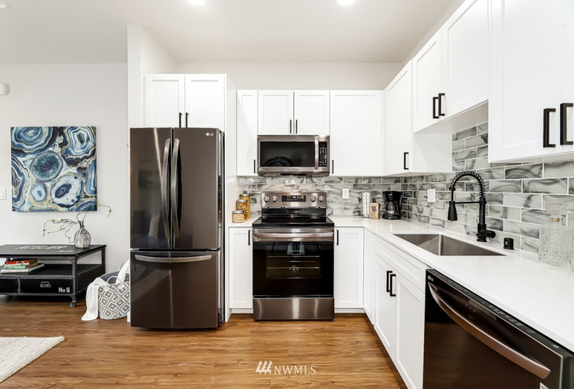 2830 Spring, Seattle, Washington 98122, 2 Bedrooms Bedrooms, ,2 BathroomsBathrooms,Residential,For Sale,Spring,NWM1820023