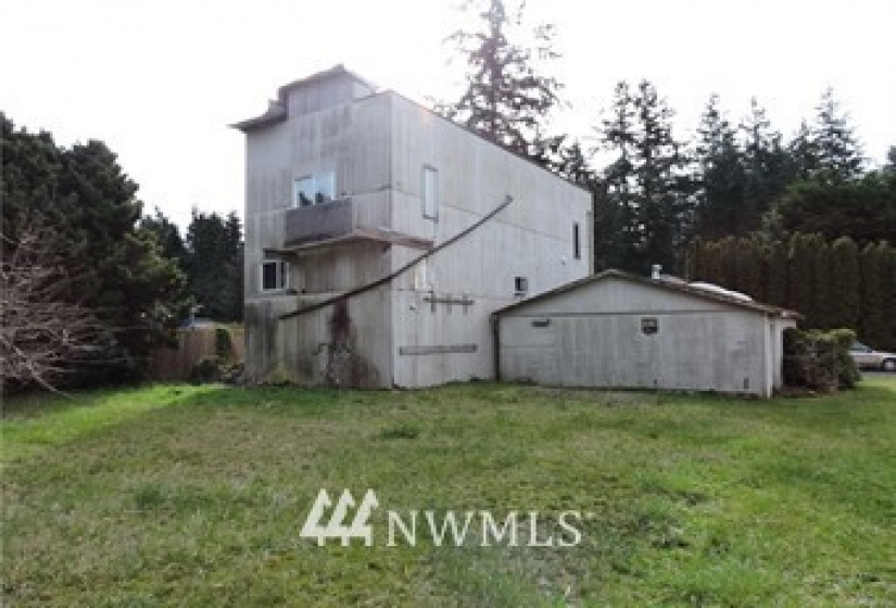 15519 56th, Edmonds, Washington 98026, ,Residential,For Sale,56th,NWM1820352