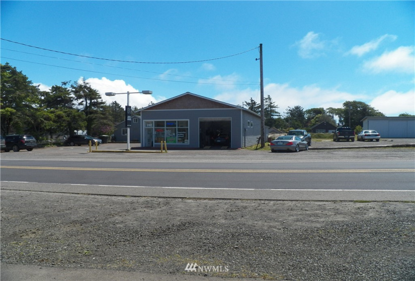 1702 Bay, Ocean Park, Washington 98640, ,Commercial Sale,For Sale,Bay,NWM1820402