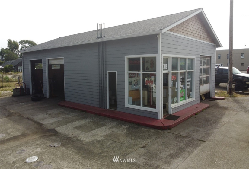 1702 Bay, Ocean Park, Washington 98640, ,Commercial Sale,For Sale,Bay,NWM1820402