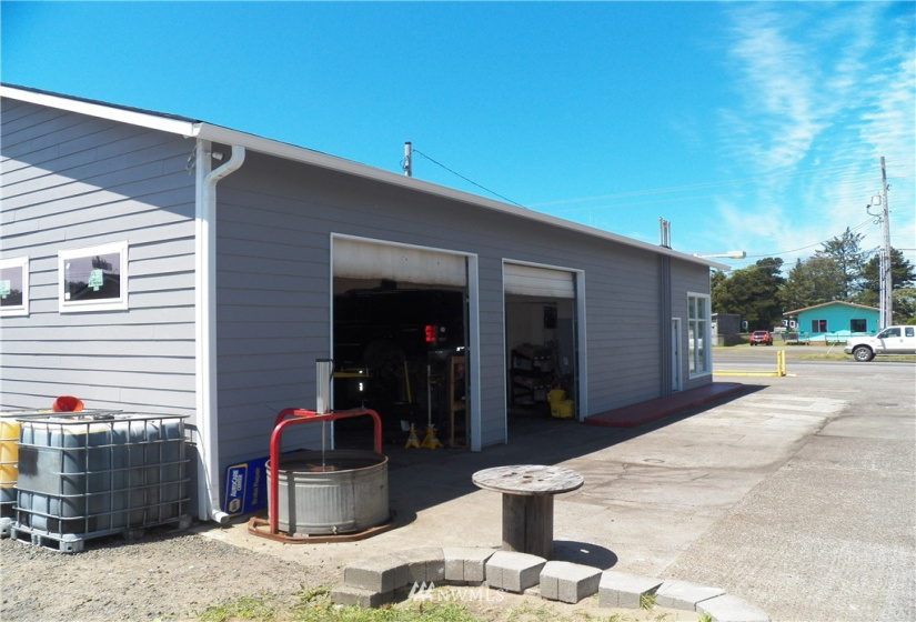 1702 Bay, Ocean Park, Washington 98640, ,Commercial Sale,For Sale,Bay,NWM1820402