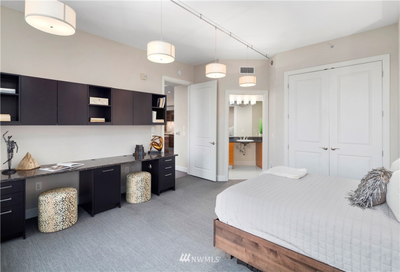 1920 4th, Seattle, Washington 98101, 2 Bedrooms Bedrooms, ,1 BathroomBathrooms,Residential,For Sale,Escala,4th,NWM1817790