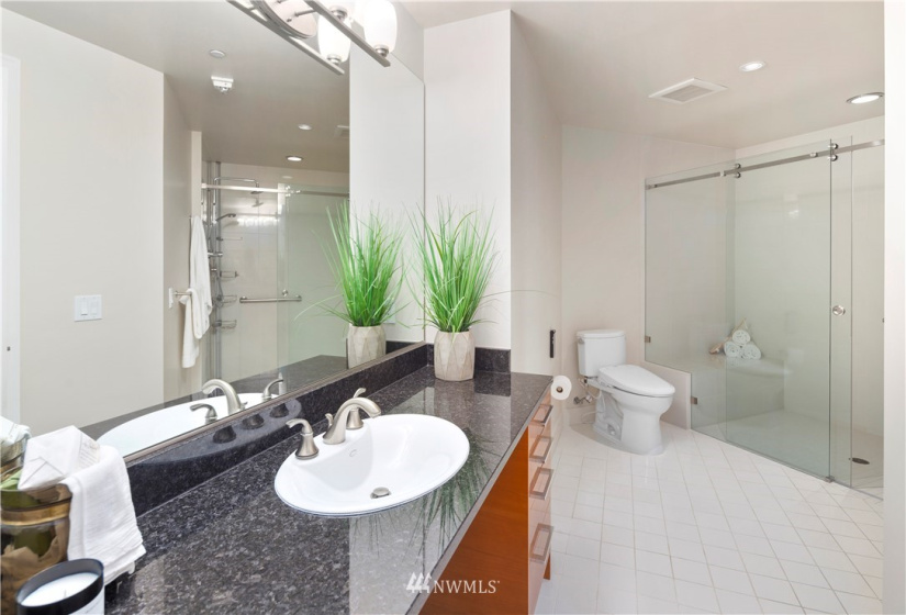 1920 4th, Seattle, Washington 98101, 2 Bedrooms Bedrooms, ,1 BathroomBathrooms,Residential,For Sale,Escala,4th,NWM1817790