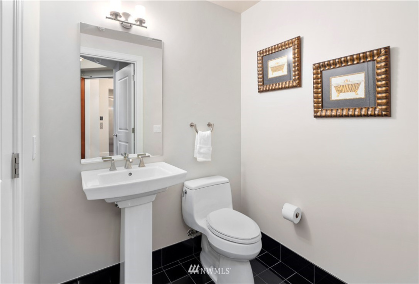 1920 4th, Seattle, Washington 98101, 2 Bedrooms Bedrooms, ,1 BathroomBathrooms,Residential,For Sale,Escala,4th,NWM1817790