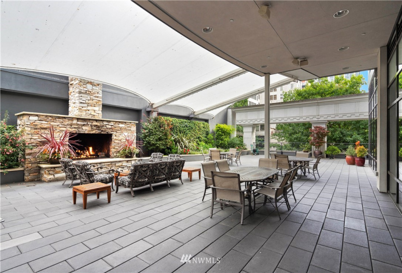 1920 4th, Seattle, Washington 98101, 2 Bedrooms Bedrooms, ,1 BathroomBathrooms,Residential,For Sale,Escala,4th,NWM1817790