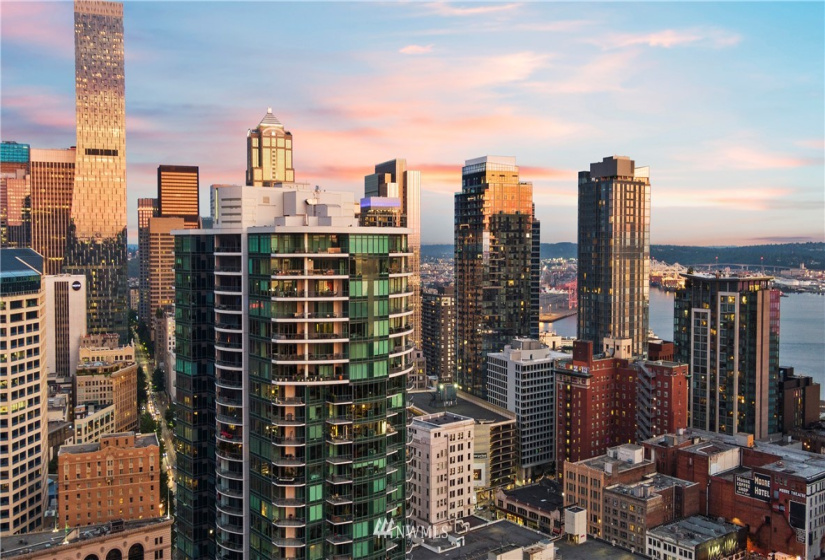 1920 4th, Seattle, Washington 98101, 2 Bedrooms Bedrooms, ,1 BathroomBathrooms,Residential,For Sale,Escala,4th,NWM1817790