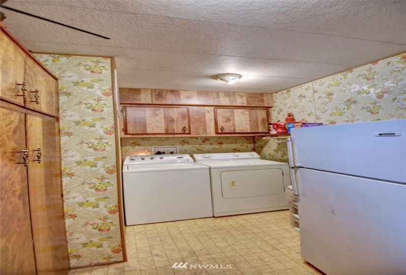 11319 127th, Puyallup, Washington 98374, 2 Bedrooms Bedrooms, ,2 BathroomsBathrooms,Manufactured In Park,For Sale,127th,NWM1819545