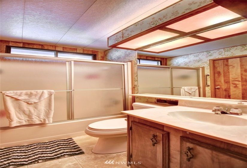 11319 127th, Puyallup, Washington 98374, 2 Bedrooms Bedrooms, ,2 BathroomsBathrooms,Manufactured In Park,For Sale,127th,NWM1819545