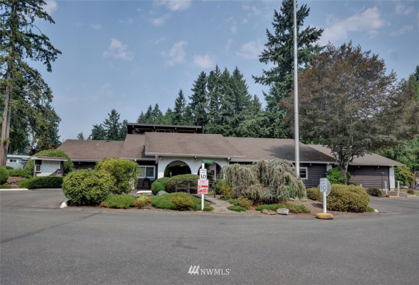 11319 127th, Puyallup, Washington 98374, 2 Bedrooms Bedrooms, ,2 BathroomsBathrooms,Manufactured In Park,For Sale,127th,NWM1819545