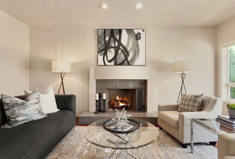 7129 Mercer, Mercer Island, Washington 98040, 4 Bedrooms Bedrooms, ,3 BathroomsBathrooms,Residential,For Sale,Mercer,NWM1819774