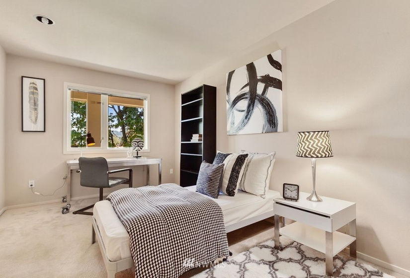 7129 Mercer, Mercer Island, Washington 98040, 4 Bedrooms Bedrooms, ,3 BathroomsBathrooms,Residential,For Sale,Mercer,NWM1819774