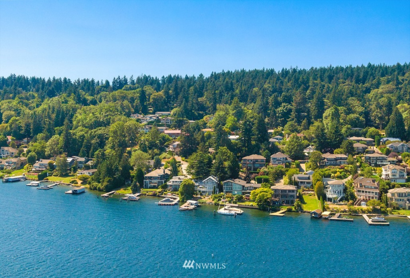 7129 Mercer, Mercer Island, Washington 98040, 4 Bedrooms Bedrooms, ,3 BathroomsBathrooms,Residential,For Sale,Mercer,NWM1819774