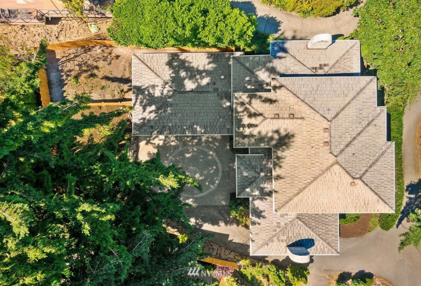 7129 Mercer, Mercer Island, Washington 98040, 4 Bedrooms Bedrooms, ,3 BathroomsBathrooms,Residential,For Sale,Mercer,NWM1819774