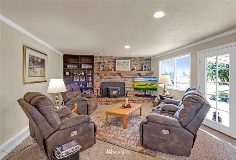 12314 264th, Graham, Washington 98338, 4 Bedrooms Bedrooms, ,1 BathroomBathrooms,Residential,For Sale,264th,NWM1820778