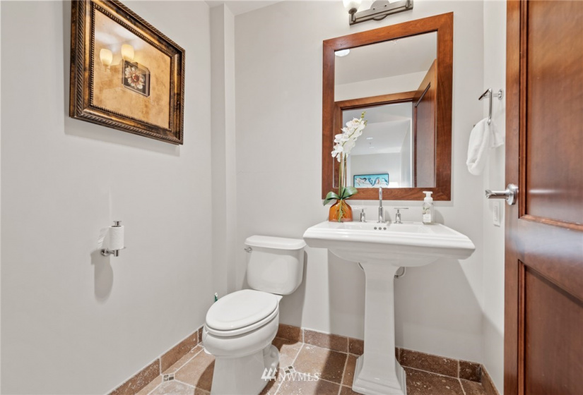 19668 9th, Bellevue, Washington 98004, 2 Bedrooms Bedrooms, ,1 BathroomBathrooms,Residential,For Sale,9th,NWM1813576