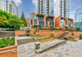 19668 9th, Bellevue, Washington 98004, 2 Bedrooms Bedrooms, ,1 BathroomBathrooms,Residential,For Sale,9th,NWM1813576