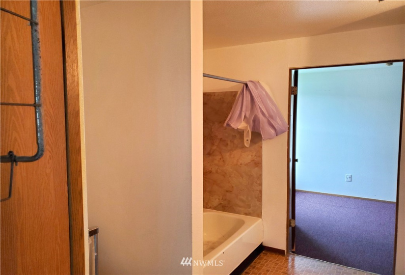 104 Mashall, Eatonville, Washington 98328, ,Commercial Sale,For Sale,Mashall,NWM1820833