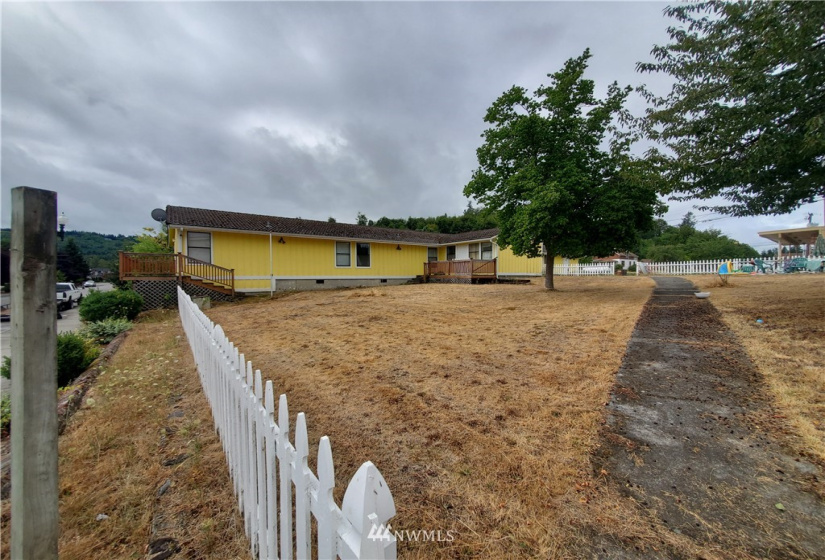 104 Mashall, Eatonville, Washington 98328, ,Commercial Sale,For Sale,Mashall,NWM1820833