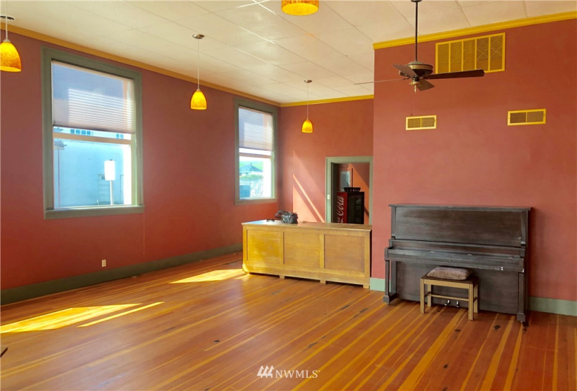 601 Main, Milton-Freewater, Oregon 97862, ,Commercial Sale,For Sale,Main,NWM1820785