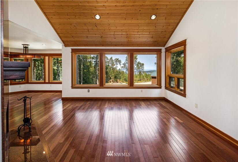 529 Kasnyku, Friday Harbor, Washington 98250, 3 Bedrooms Bedrooms, ,1 BathroomBathrooms,Residential,For Sale,Channel View Estates,Kasnyku,NWM1820072