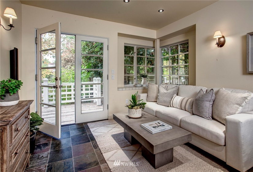 1214 Parkside, Seattle, Washington 98112, 3 Bedrooms Bedrooms, ,2 BathroomsBathrooms,Residential,For Sale,Broadmoor Unrec,Parkside,NWM1821545