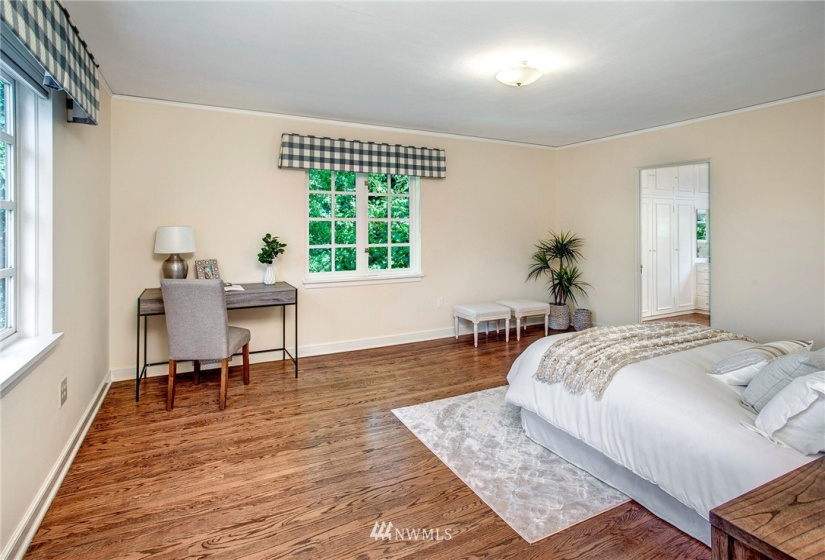 1214 Parkside, Seattle, Washington 98112, 3 Bedrooms Bedrooms, ,2 BathroomsBathrooms,Residential,For Sale,Broadmoor Unrec,Parkside,NWM1821545