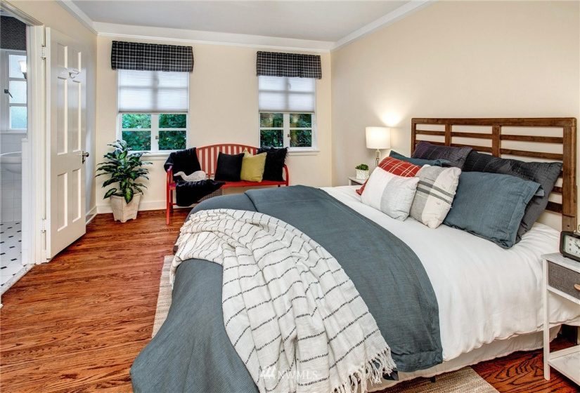 1214 Parkside, Seattle, Washington 98112, 3 Bedrooms Bedrooms, ,2 BathroomsBathrooms,Residential,For Sale,Broadmoor Unrec,Parkside,NWM1821545