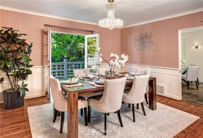 1214 Parkside, Seattle, Washington 98112, 3 Bedrooms Bedrooms, ,2 BathroomsBathrooms,Residential,For Sale,Broadmoor Unrec,Parkside,NWM1821545