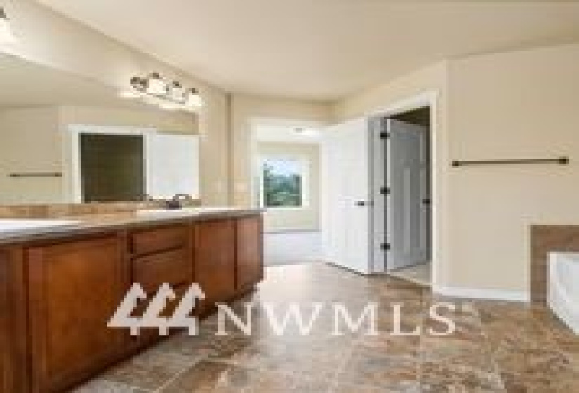 600 Panorama Ridge, Mount Vernon, Washington 98273, 3 Bedrooms Bedrooms, ,2 BathroomsBathrooms,Residential,For Sale,SKAGIT HIGHLANDS DIVISION V PHASE 2,Panorama Ridge,NWM1821885