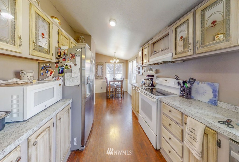 900 Grape, Moses Lake, Washington 98837, 3 Bedrooms Bedrooms, ,2 BathroomsBathrooms,Manufactured In Park,For Sale,Grape,NWM1821709